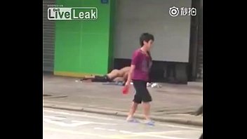 Sex in Sidewalk (China)