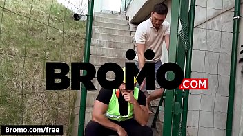 Rico Fatale and Tomm Dominate Each Others Cock Outside - BROMO