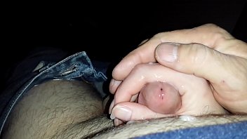 s. girlfriend handjob while p.