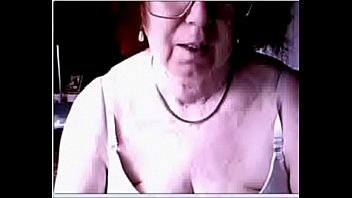 DiamondGirlCams.com - really mature woman on web cam